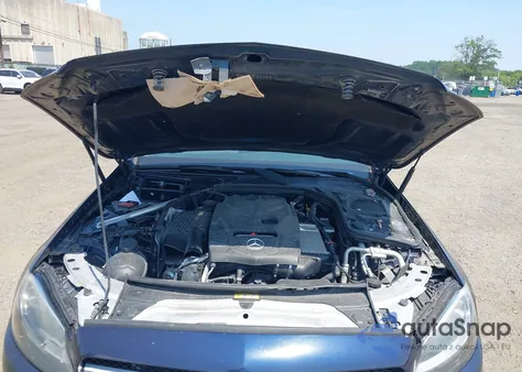 2015 Mercedes-Benz C 300 Luxury/Sport из США, поврежденный, VIN 55SWF4JB8FU091172